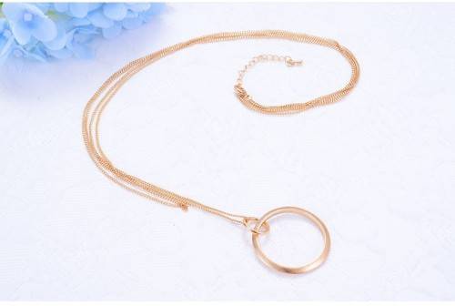 MULTI LAYER CHAIN WITH A CIRCLE PENDANT - GOLD PLATED