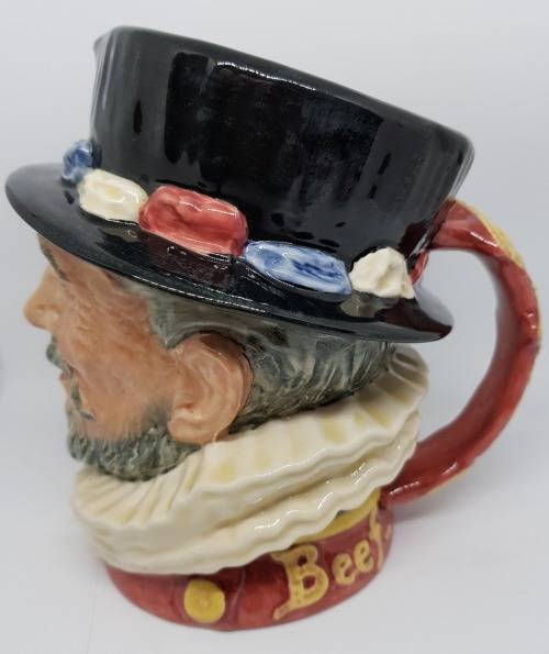 The Beefeater GR - Yellow Highlights Royal Doulton Character Jug -D6206 - Large - Perfect Condition!