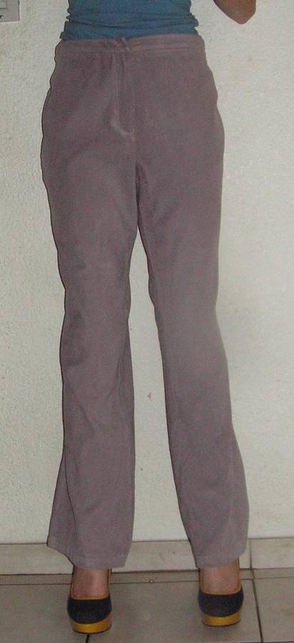 SUEDE PURPLE PANTS. KELSO. SIZE 16. CONDITION: VERY GOOD