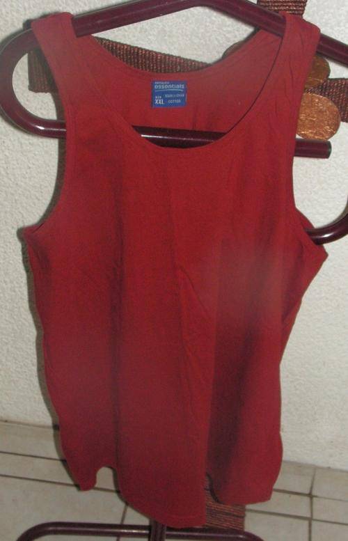 RED VEST T. SIZE XXL. AS NEW