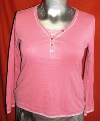 DIRTY PINK LONG SLEEVE TOP. SIZE EXTRA LARGE.. CONDITION:  GOOD
