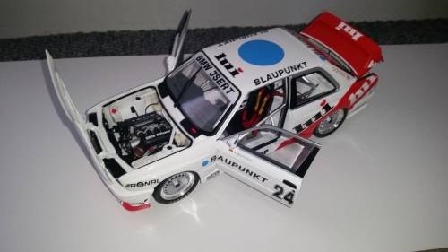 1:18 Minichamps BMW M3 DTM 1987 Manthey #24 Norisring Team Isert Blaupunkt