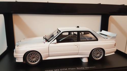 Autoart 1:18 BMW M3 E30 DTM PLAIN BODY VERSION