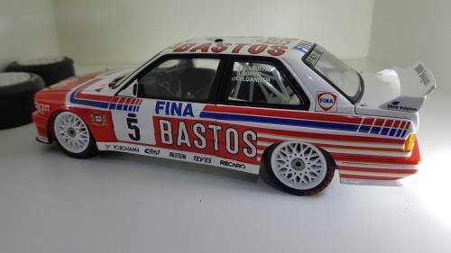 1/18 Dealer Edition Minichamps BMW M3 E30 Bastos - Soper