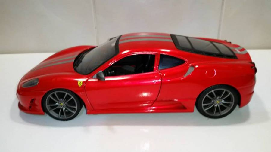 Hotwheels Ferrari F430 Scuderia, 1/18 Scale Model