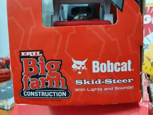 ERTL Bobcat Skid Steer
