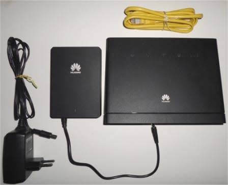 Huawei B315s - 936 LTE WiFi Router - Black (Very Good Condition and comes with backup battery)