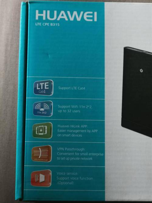 Huawei B315s - 936 LTE WiFi Router - Black (Very Good Condition and comes with backup battery)