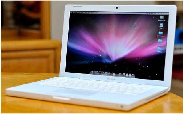 Apple MacBook