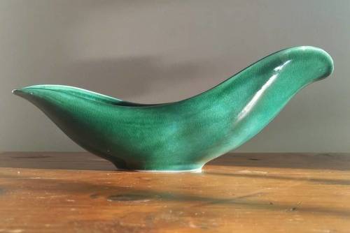 LOT 37: VINTAGE DROSTDY VASE
