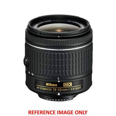 Nikon D7100, like new with Nikkor 18-55mm AF-P lens and bag