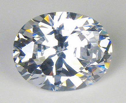 SIMULATED DIAMOND - ICE WHITE OVAL FACET - 4.60cts