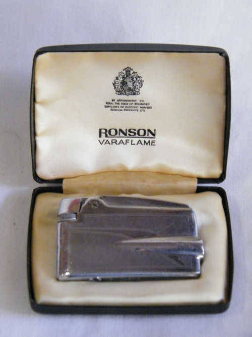 Vintage Ronson lighter in box  - as per photo