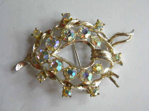 Vintage Brooch - @ CRAZY R1 start
