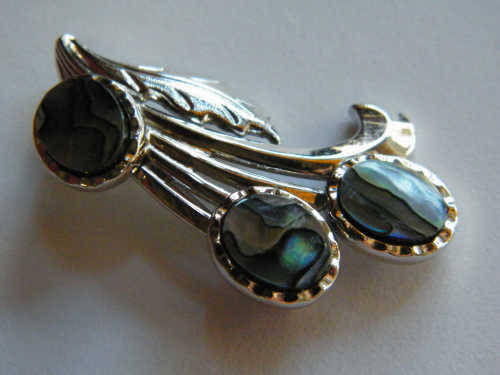 Vintage Mother of Pearl Brooch - as per photo