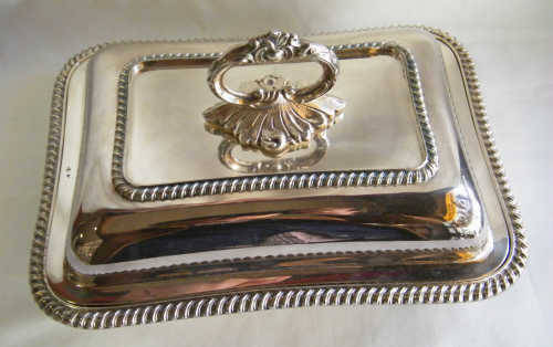 Vintage H&H Silver Plated serving dish 4699 - MARKED DOWN WAS R550