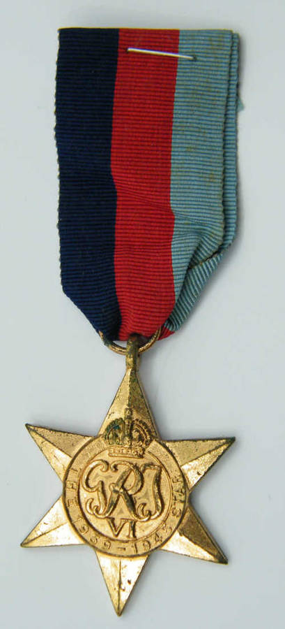 WWII 1939-1945 Star Medal issued to SAP198150 PF van Reenen - as per photo