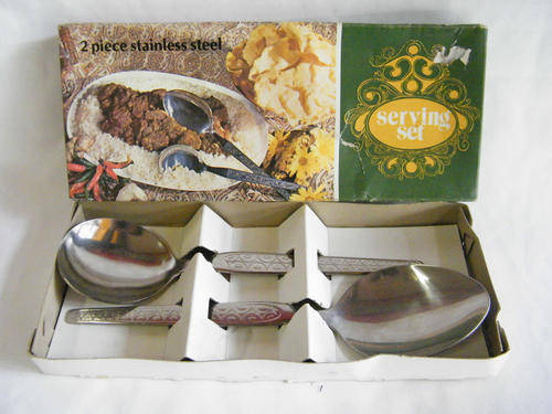 2 piece stainless steel serving set in original box - @ CRAZY R1 start