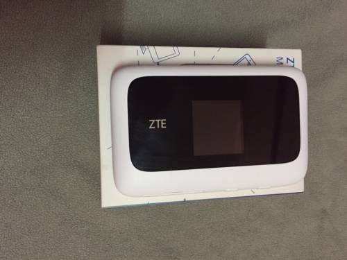 ZTE MF910 LTE/4G portable WiFi Router (modem)