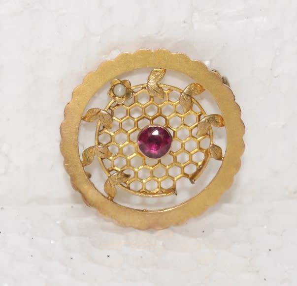~~~Vintage 9ct Gold Brooch with Gemstone~~~ CRAZY LOW R1 START