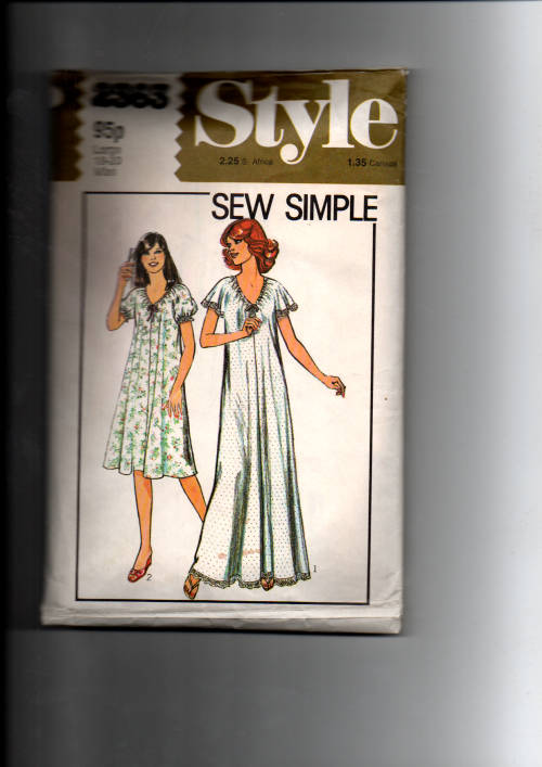 Sewing pattern  Style 2363 Night dresses Size Large 18 - 20 Complete