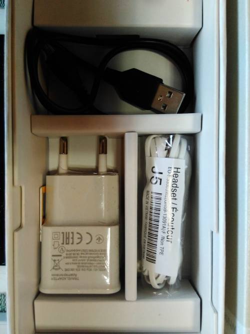 SAMSUNG GALAXY S6 32GB,IMMACULATE,WHITE PEARL,FULL BOX,MYSTERY GIFT-PLEASE READ!!!!