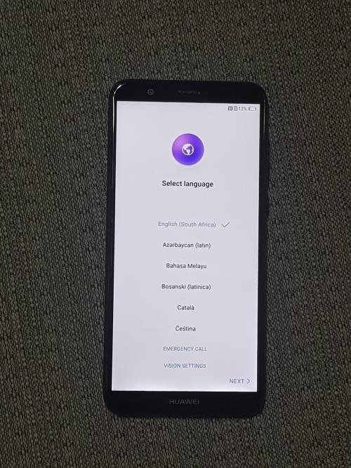 HUAWEI  P SMART 32GB,BLK,10/10,LOCAL,FREE ACCESSORIES,BUY NOW PRICE OF R2999 INCLUDES FREE SHIPPING