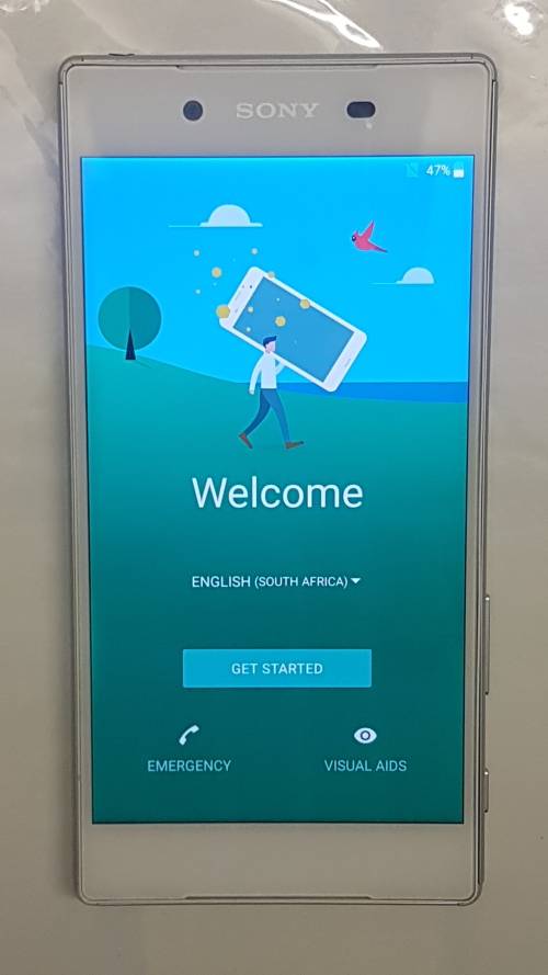 SONY EXPERIA Z5(BIG),SILVER,LOCAL,10/10 WITH USB CABLE AND CHARGER,