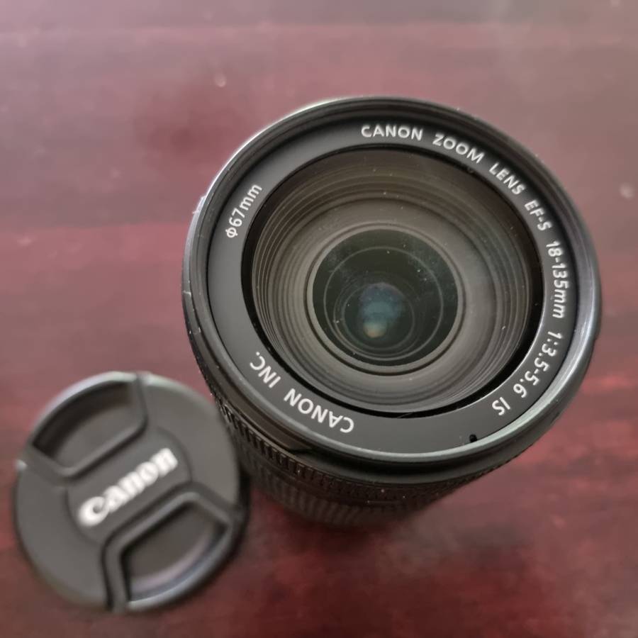 Canon EOS 550D with Canon EF-S 18-135mm lens (67mm)
