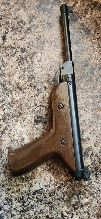 Vintage ` Luger Style ` Air pellet gun ,collectors item