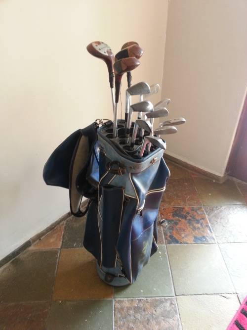 Golf Set with Bag.