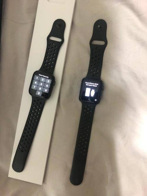 Apple Watch Series 3 (NIKE EDITION) 44mm Space Grey with Black Sport Band EXCELLENT CONDITION