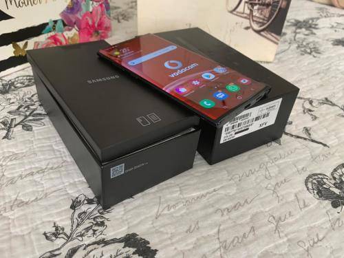 Samsung Galaxy Note 10 Plus (256GB ) *EXCELLENT CONDITION DEMO UNIT* + box & accessories(SINGLE SIM)