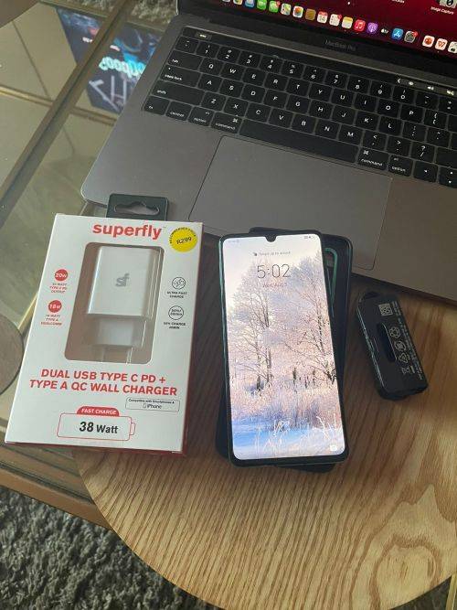 Huawei P30 (128 GB) *EXCELLENT CONDITION* + packaging and all accessories
