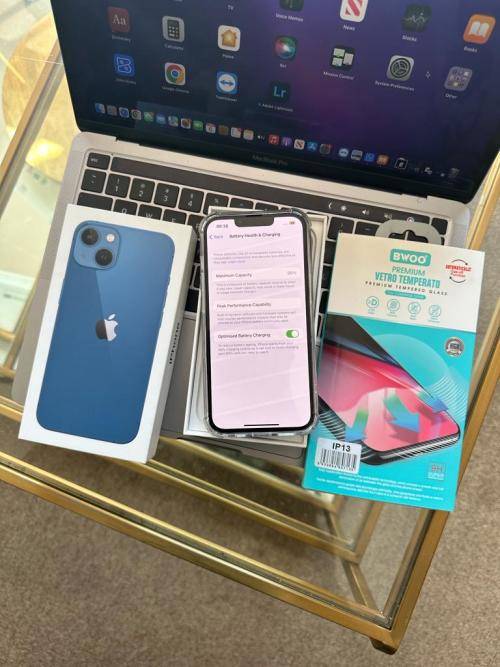 iPhone 13  (128GB) Midnight +box & accessories. Excellent Condition* OPEN TO ALL NETWORKS*