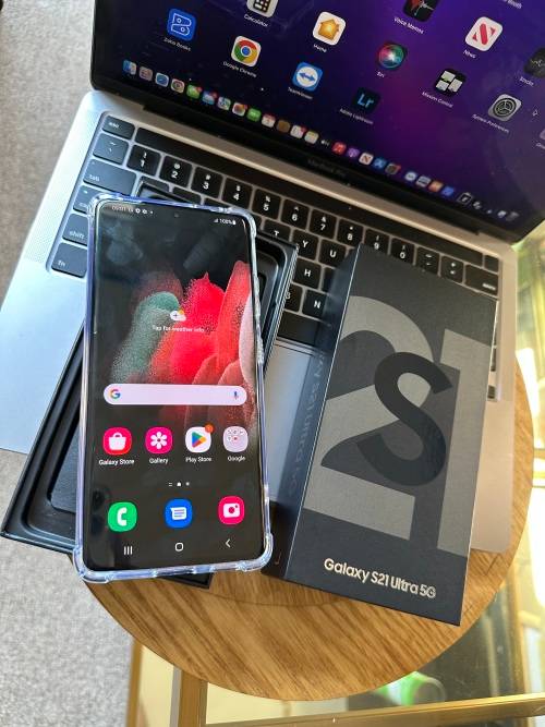 Samsung Galaxy S21 Ultra Phantom Black 12GB Ram (256GB)*EXCELLENT CONDITION *  + Box and accessories