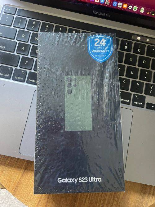 Samsung Galaxy S23 Ultra 12GB Ram (256GB)*BRAND NEW SEALED *  + Box and accessories