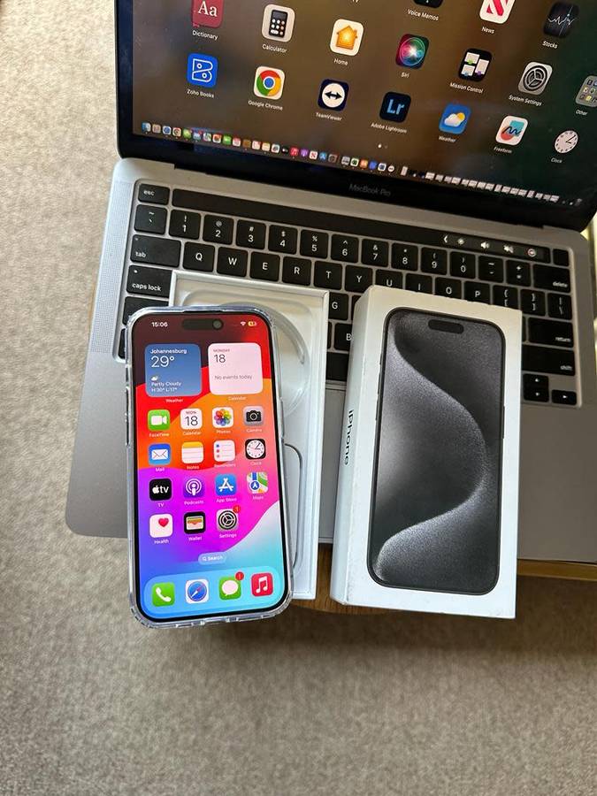 iPhone 15 Pro , Black Titanium (256GB)  Prestine Condition As New + box, charger and Accessories