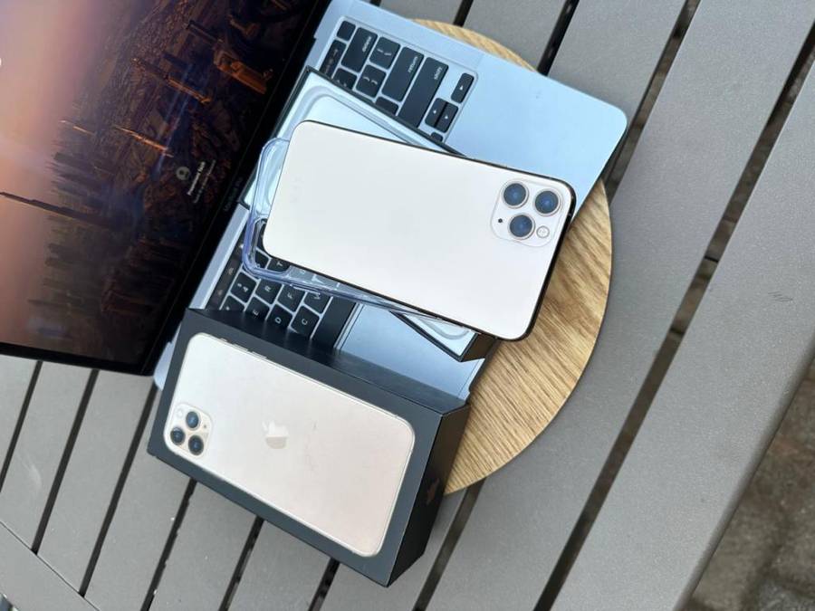 iPhone 11 Pro Max (64GB) Gold