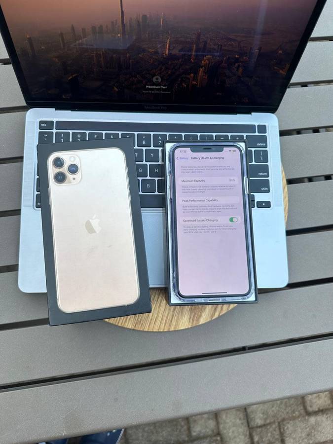 iPhone 11 Pro Max (64GB) Gold