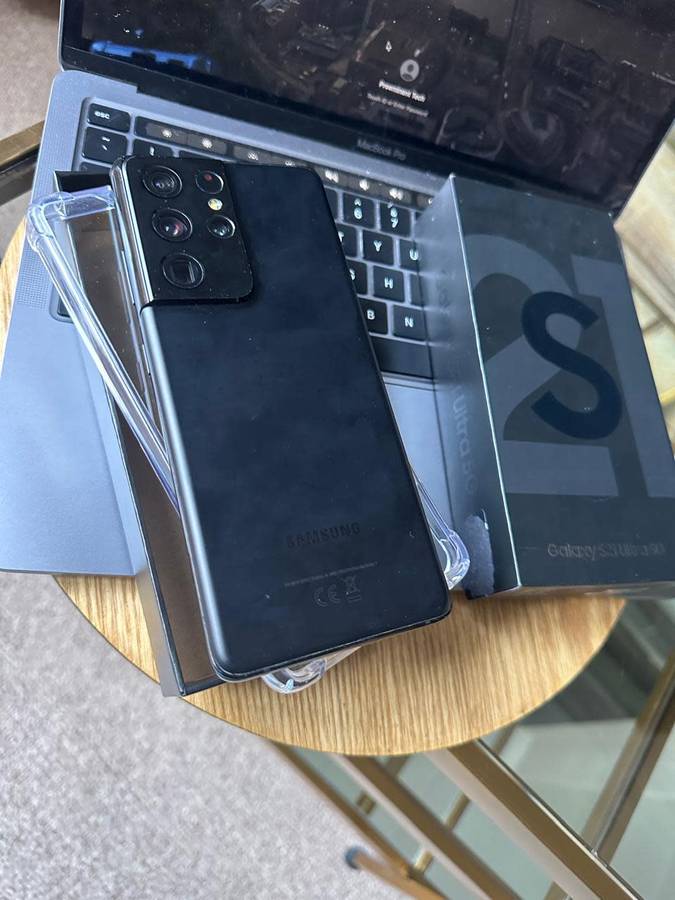 Samsung Galaxy S21 Ultra Phantom Black 12GB Ram (256GB)