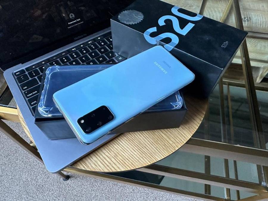 Refurbished Samsung Galaxy S20 Plus Cloud Blue (128GB) In Excellent Condition +Box + Accessories