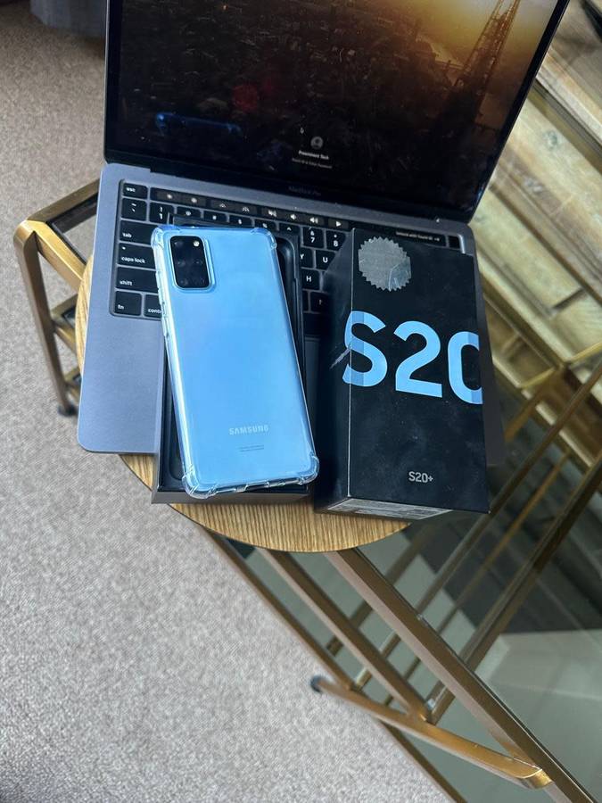 Refurbished Samsung Galaxy S20 Plus Cloud Blue (128GB) In Excellent Condition +Box + Accessories