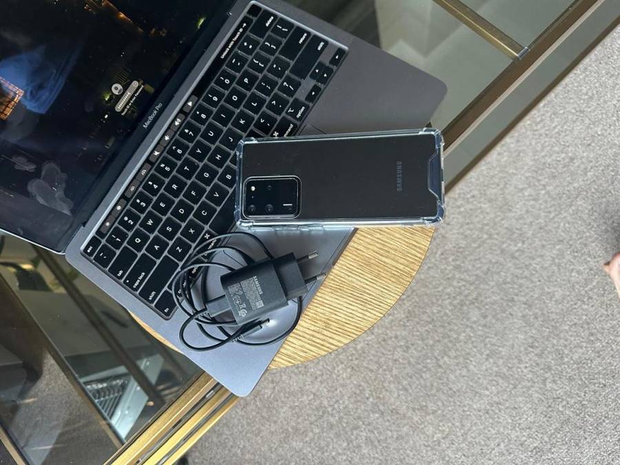 Samsung Galaxy S20 Ultra, Black 12GB RAM (256GB)