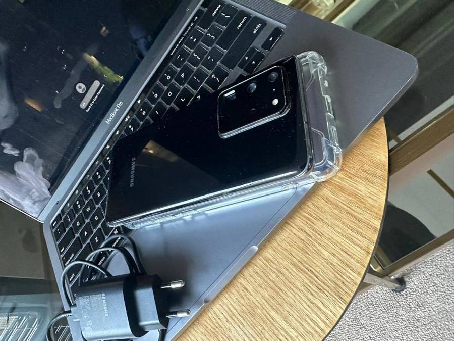 Samsung Galaxy S20 Ultra, Black 12GB RAM (256GB)