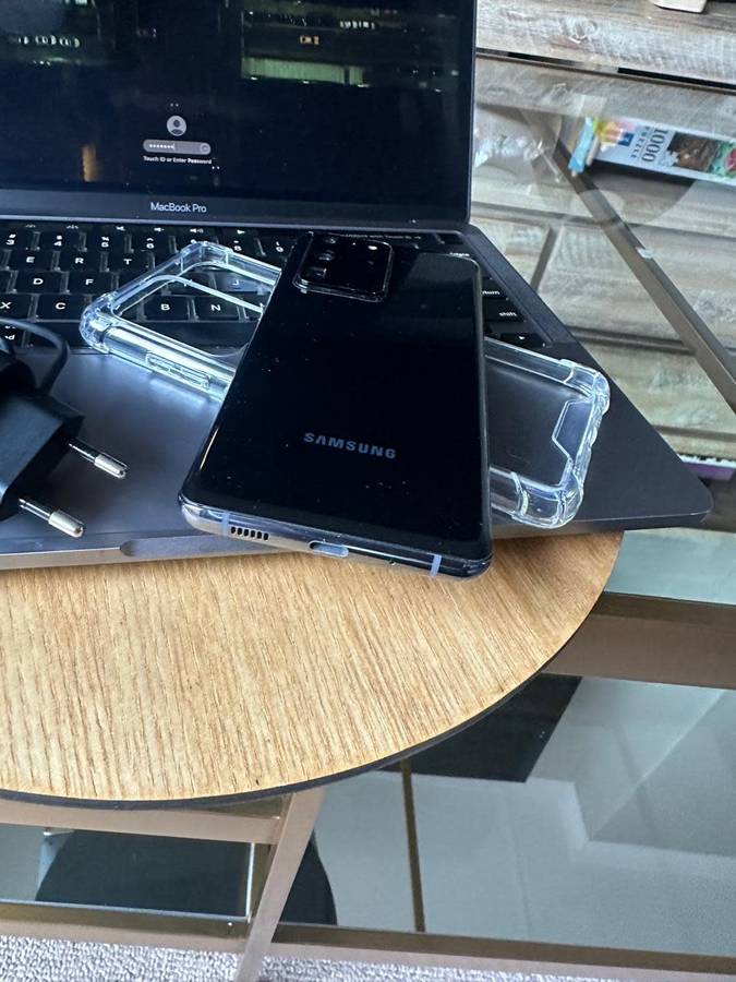 Samsung Galaxy S20 Ultra, Black 12GB RAM (256GB)