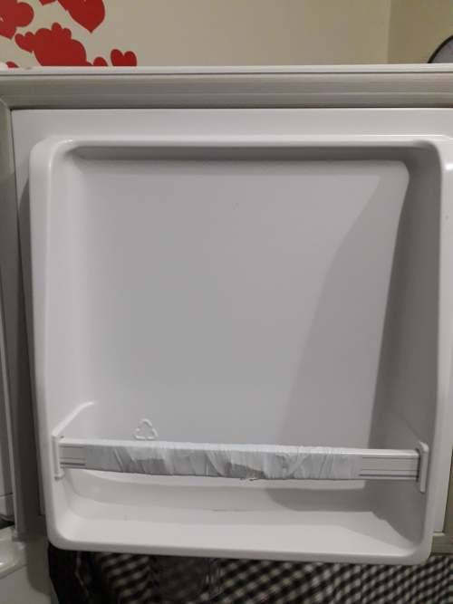 Hisense Top Mount Refrigerator H220TWH