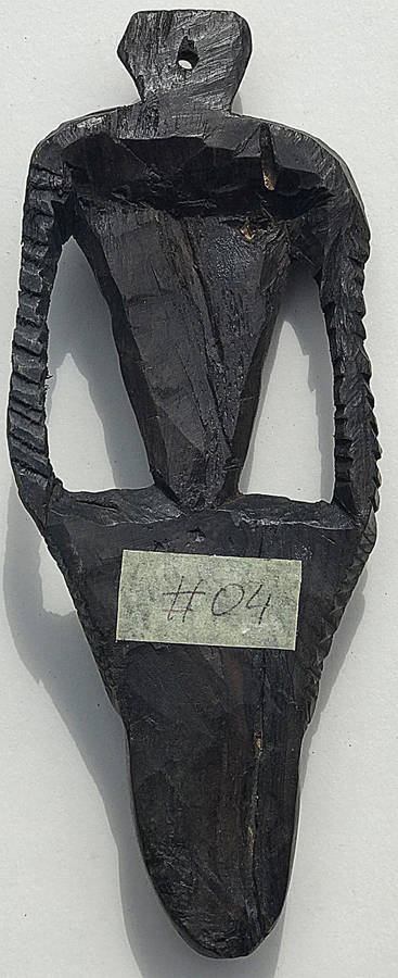 #04 African Art  Two heads wood carvings