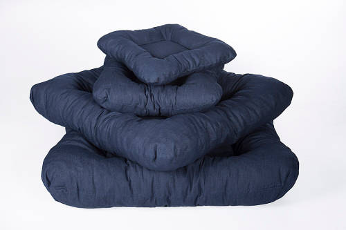 Dog donut bed large square