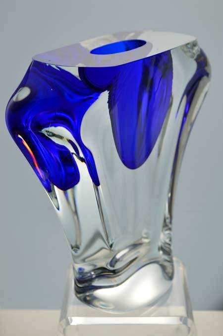 CHUNKY. DAZZLINGLY BEAUTIFUL MODERN CZECH ART GLASS ARCHITECTURAL OBJECT, DESIGNED BY ALES VALNER